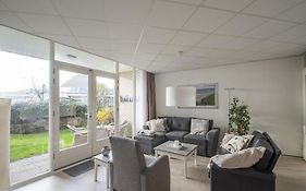 Gorgeous Apartment By Beautiful Beach